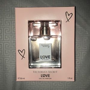Victoria’s Secret LOVE Eau de Parfum 1 fl is NWT